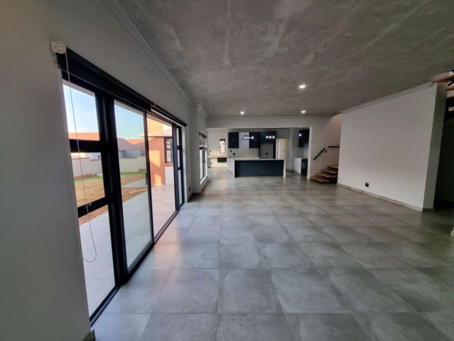 3 Bedroom Property for Sale in Wild Olive Estate Free State